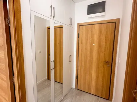 Rent, one bedroom apartment, 45m², City Kvart, Podgorica - image 9