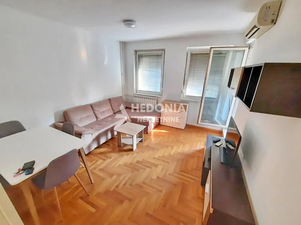 Rent, one bedroom apartment, 45m², Novi Beograd Blok 28, Novi Beograd Sve Podlokacije