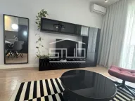 Izdavanje, dvosoban stan, 56m², Savski Venac, Beograd - image 1