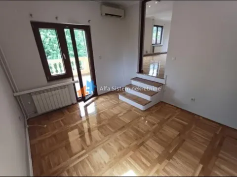 Izdavanje, stan, 210m², Savski Venac, Beograd - image 14