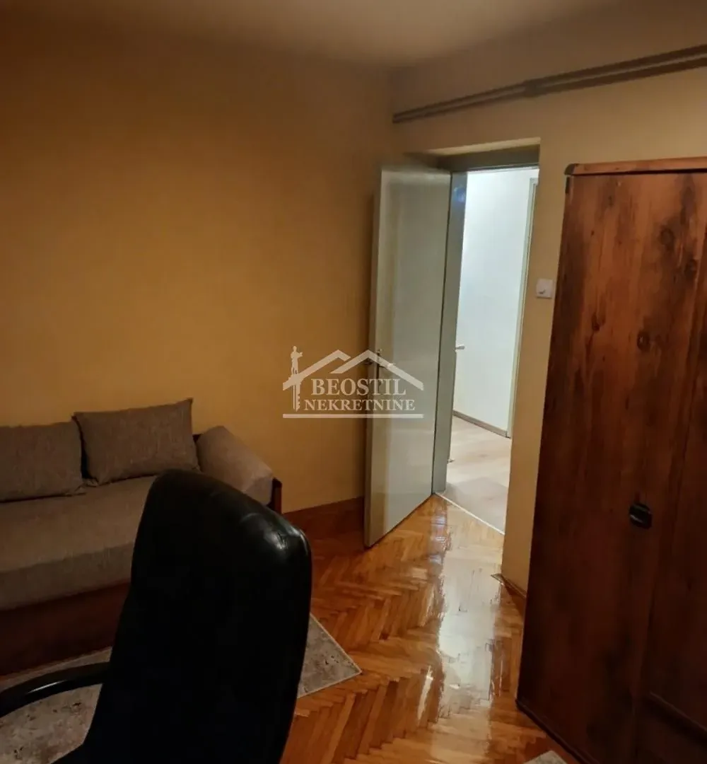 Prodaja, četvorosoban stan, 104m², Gradska Bolnica, Zvezdara Sve Podlokacije