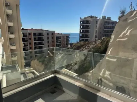 Sale, two bedroom apartment, 62m², Bečići, Budva