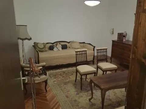 Izdavanje, kuća, 250m², Lipov Lad, Zvezdara Sve Podlokacije - image 3