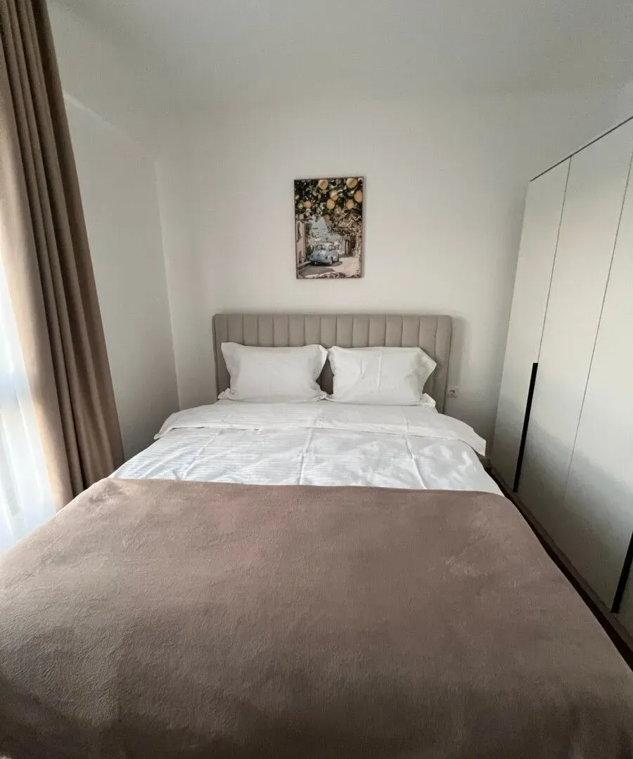 Izdavanje, jednosoban stan, 46m², Čeluga, Bar