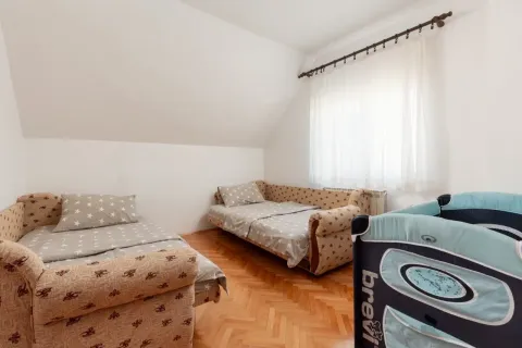 Prodaja, kuća, 200m², Centar, Žabljak - image 9