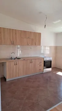 Rent, two bedroom apartment, 70m², Bjeliši, Bar - image 6
