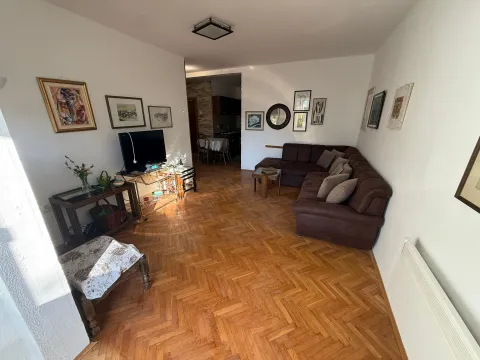 Izdavanje, dvosoban stan, 63m², Golubovina, Budva - image 2