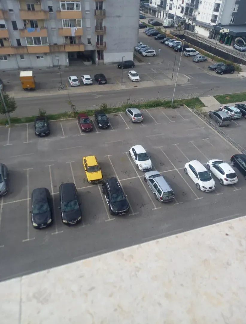 Izdavanje, trosoban stan, 72m², Tuški Put, Podgorica