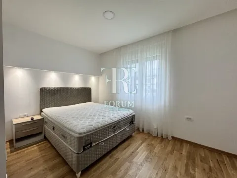 Izdavanje, kuća, 130m², Murtovina, Podgorica - image 7