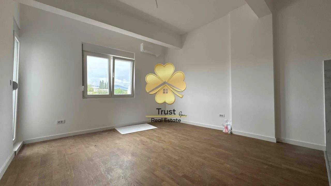 Izdavanje, jednosoban stan, 45m², Podgorica, Crna Gora