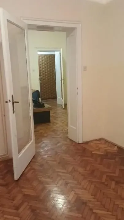 Izdavanje, dvosoban stan, 60m², Kalenić Pijaca, Vračar Sve Podlokacije