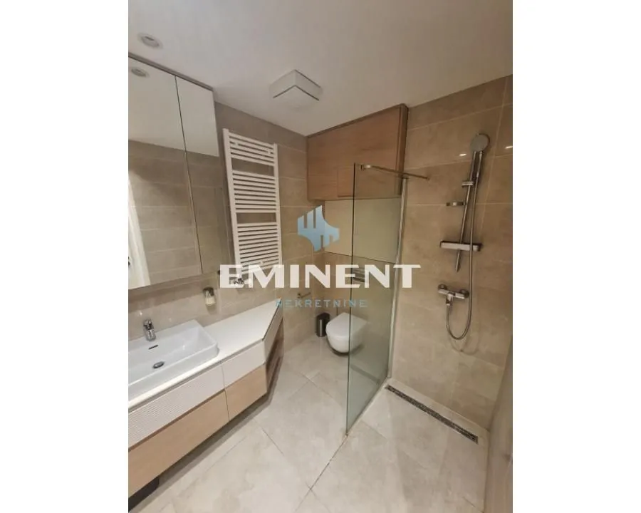 Sale, three bedroom apartment, 75m², Novi Beograd Blok 65, Novi Beograd Sve Podlokacije