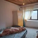 Izdavanje, kuća, 247m², Cetinje, Crna Gora - image 13