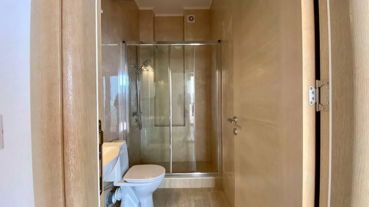 Prodaja, trosoban stan, 228m², Dobra Voda, Budva