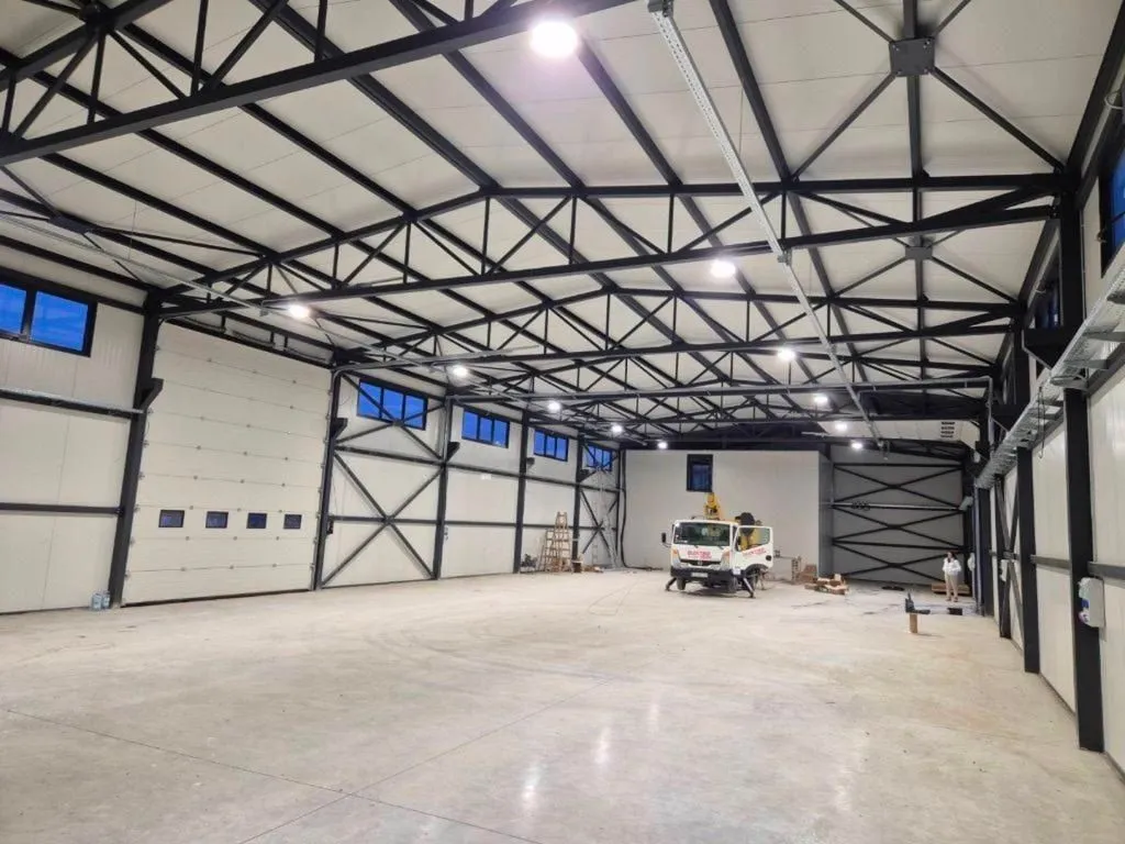 Rent, office space, 650m², Jovanovac, Kragujevac