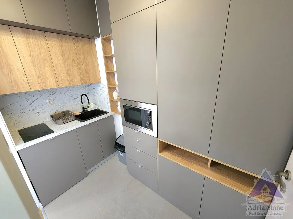 Izdavanje, stan, 25m², Podkošljun, Budva