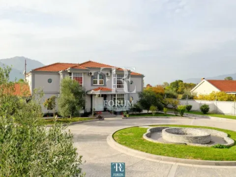 Prodaja, kuća, 560m², Begovina, Danilovgrad - image 6