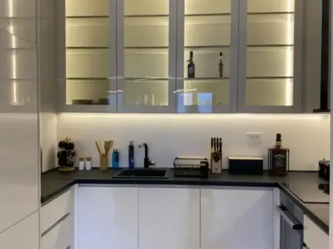 Izdavanje, dvosoban stan, 70m², New City, Podgorica - image 5