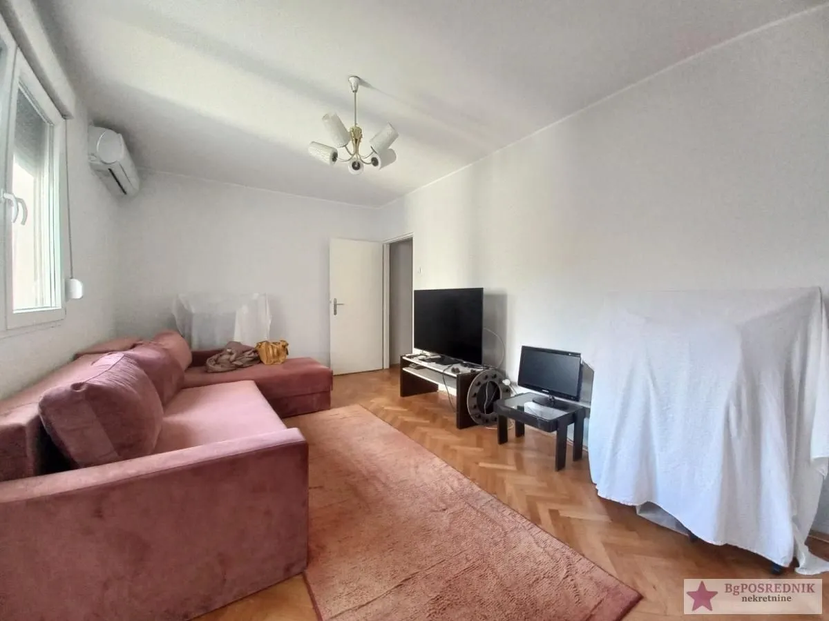 Prodaja, dvosoban stan, 48m², Karaburma, Palilula Sve Podlokacije