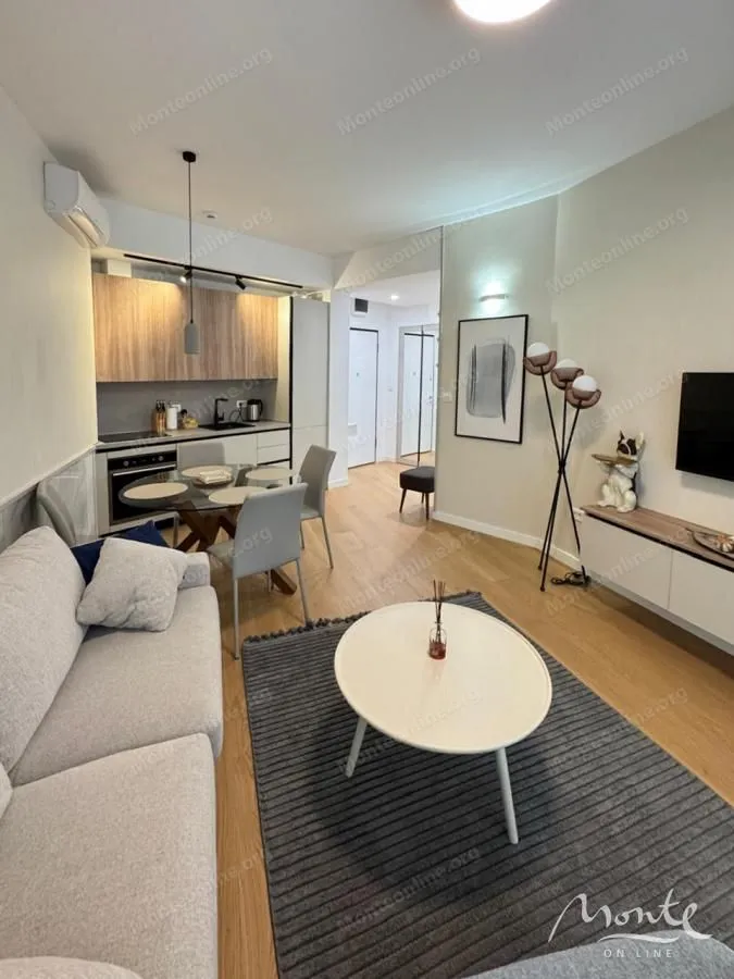 Sale, one bedroom apartment, 54m², Bečići, Budva