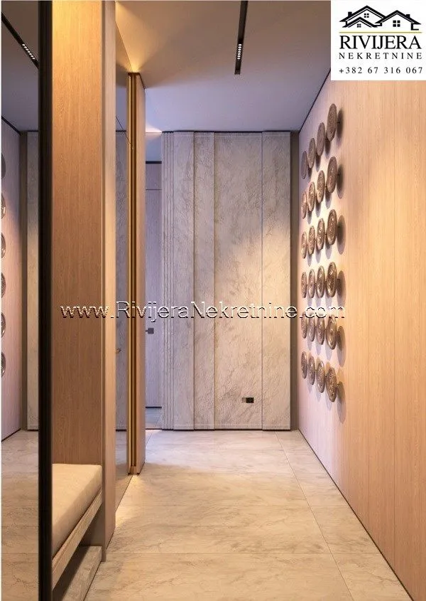 Prodaja, dvosoban stan, 179m², Centar, Tivat