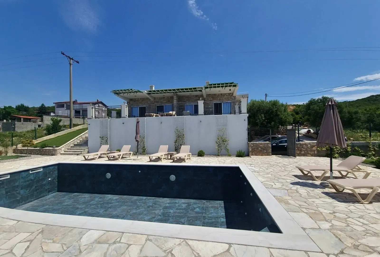 Izdavanje, kuća, 110m², Krimovica, Kotor