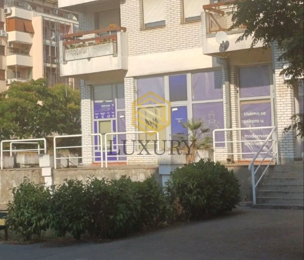 Rent, office space, 125m², Stari Aerodrom, Podgorica