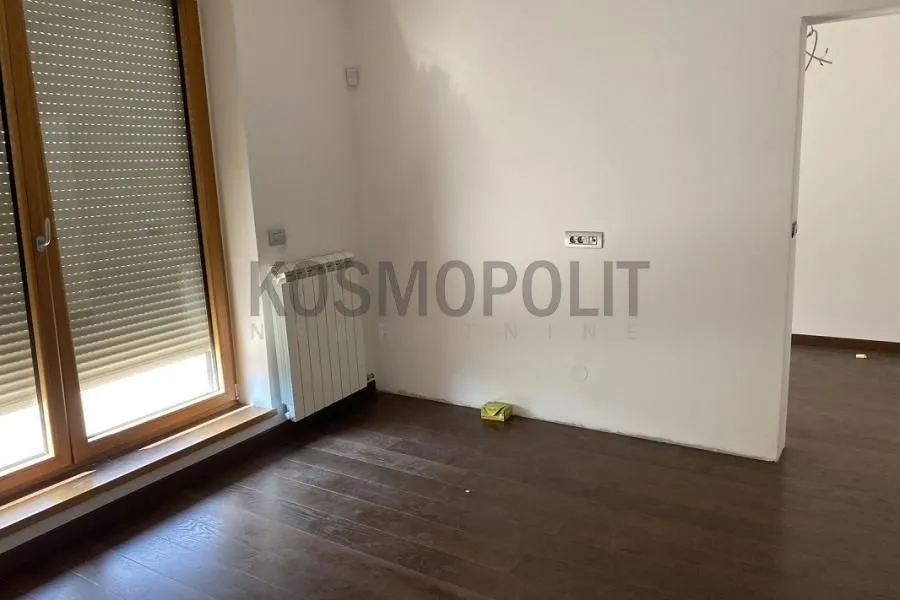 Prodaja, trosoban stan, 133m², Savski Venac, Beograd