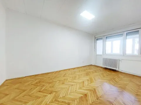 Rent, three bedroom apartment, 73m², Savski Venac, Beograd - image 8