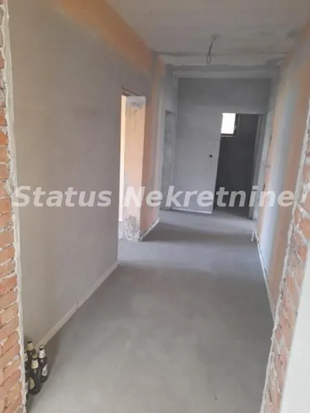 Prodaja, kuća, 250m², Futog, Novi Sad Sve Podlokacije