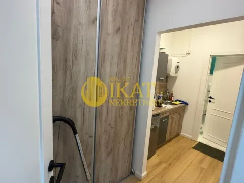 Sale, office space, 812m², Vidikovački venac, Rakovica - image 15