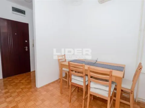 Prodaja, jednosoban stan, 41m², Brace Jerković, Voždovac Sve Podlokacije - image 5