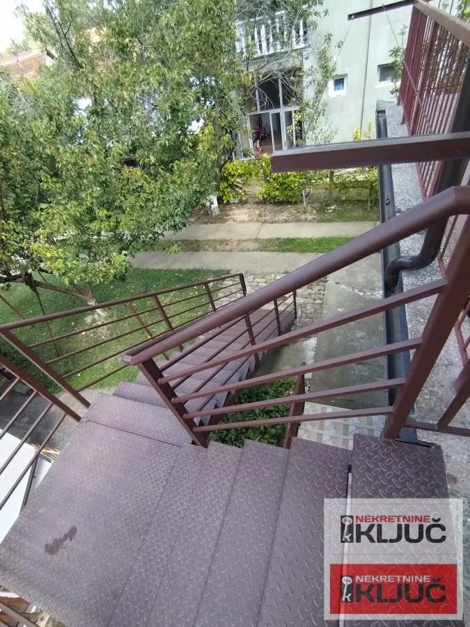 Prodaja, kuća, 148m², Futog, Novi Sad Sve Podlokacije
