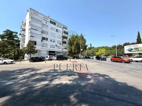 Rent, two bedroom apartment, 67m², Preko Morače, Podgorica - image 15
