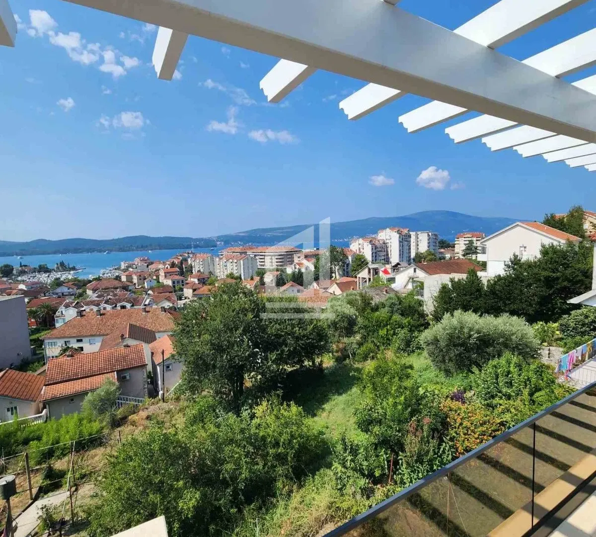 Izdavanje, stan, 45m², Tivat, Crna Gora