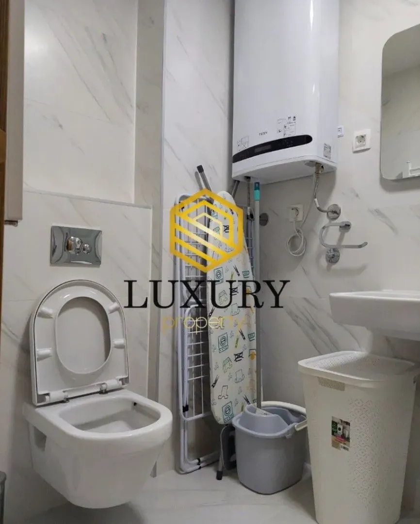 Izdavanje, jednosoban stan, 44m², City Kvart, Podgorica