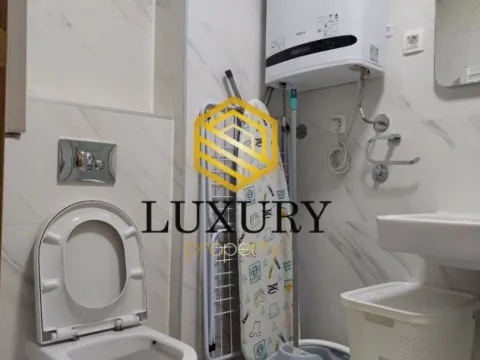 Izdavanje, jednosoban stan, 44m², City Kvart, Podgorica - image 8