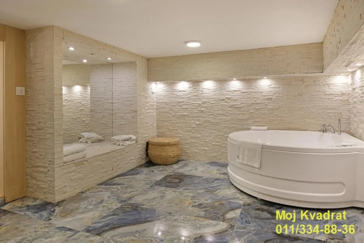 Prodaja, dvosoban stan, 109m², Čubura, Beograd