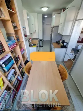 Izdavanje, dvosoban stan, 80m², Blok 6, Podgorica - image 6