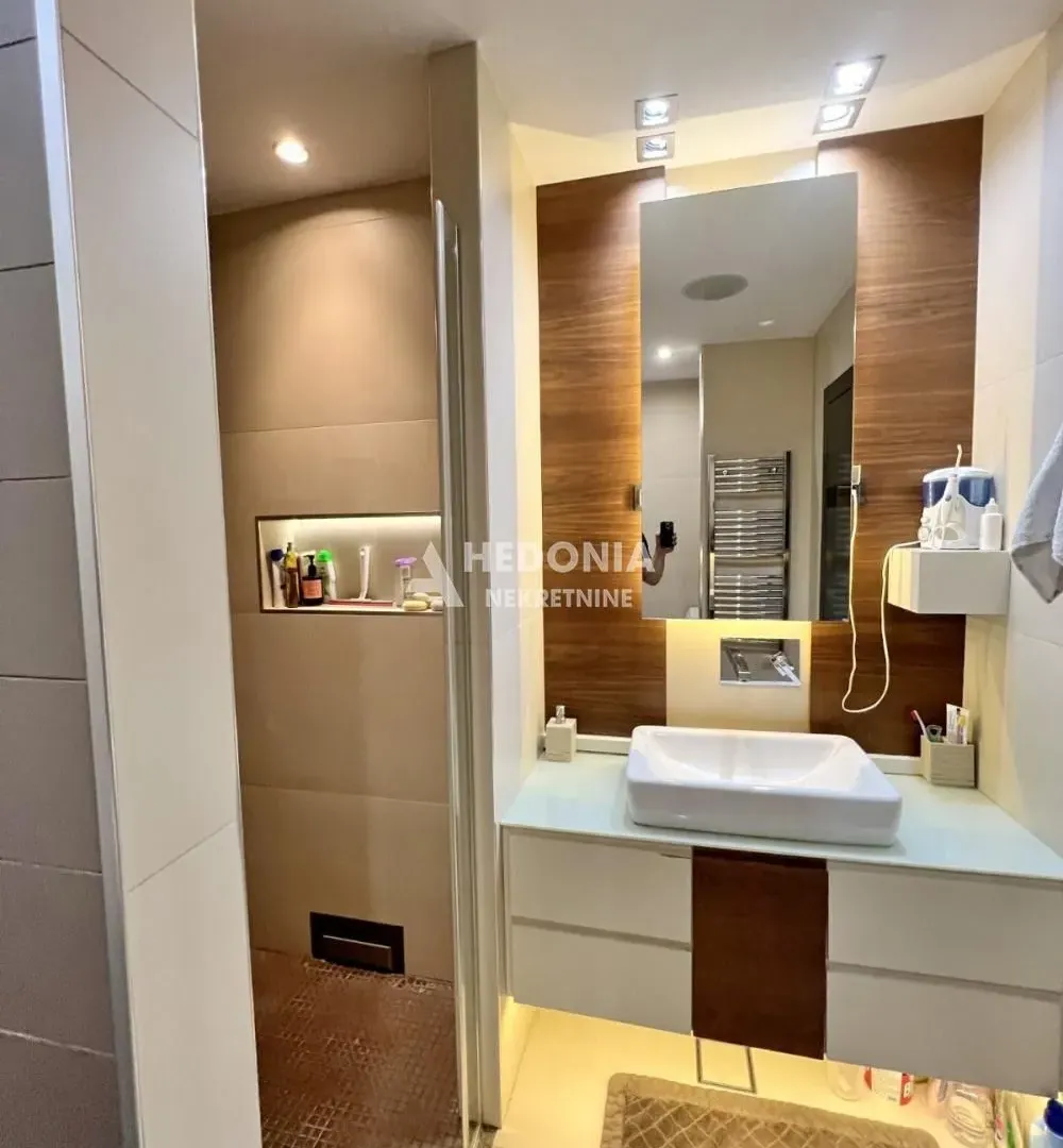 Sale, apartment, 190m², Bezanijska Kosa 2, Bežanijska Kosa Sve Podlokacije