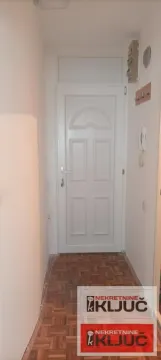 Izdavanje, jednosoban stan, 40m², Novo naselje, Novi Sad - image 13