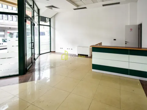 Sale, office space, 303m², Centar, Podgorica - image 13