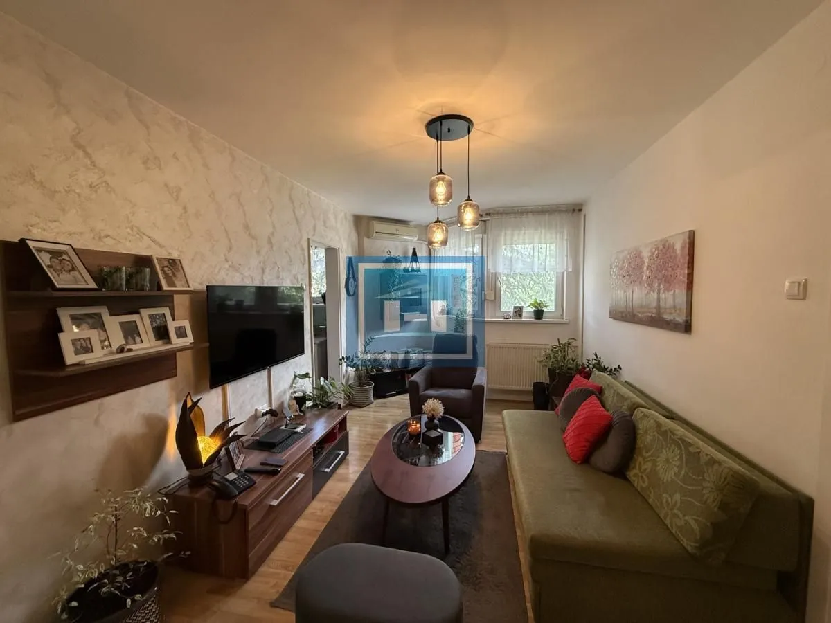Sale, two bedroom apartment, 66m², Kajsijar, Jagodina