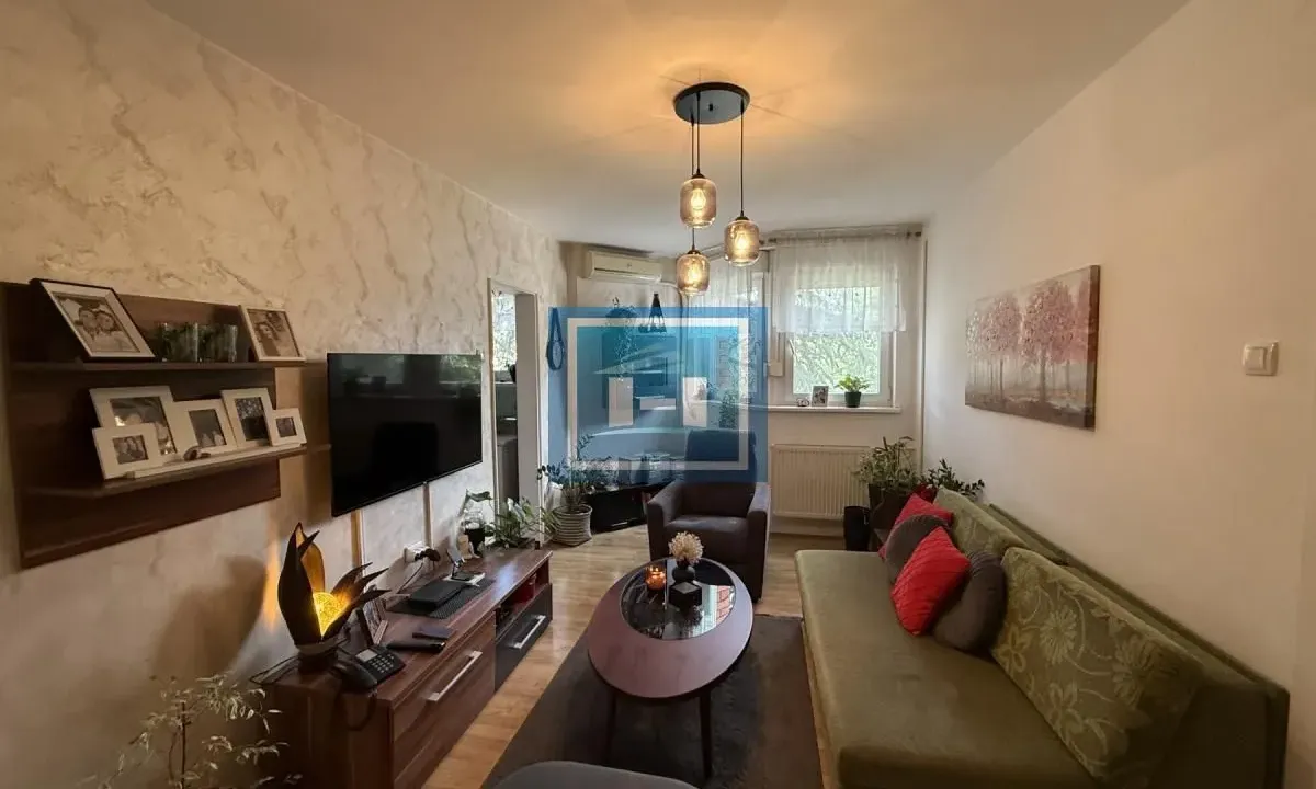 Sale, two bedroom apartment, 66m², Kajsijar, Jagodina