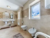 Sale, three bedroom apartment, 139m², Sveti Stefan, Budva - image 16