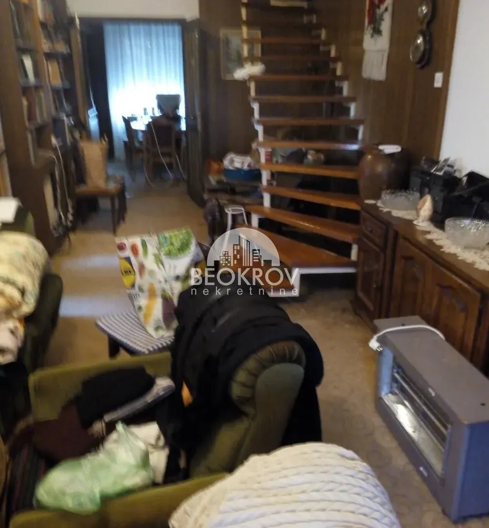 Sale, house, 310m², Čukarica, Beograd