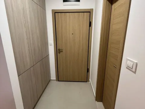 Rent, one bedroom apartment, 45m², City Kvart, Podgorica - image 8