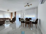 Izdavanje, dvosoban stan, 76m², Krivi Most, Podgorica - image 4