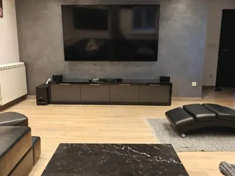 Prodaja, trosoban stan, 100m², Olimp, Zvezdara Sve Podlokacije - image 21