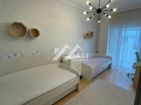 Izdavanje, trosoban stan, 105m², Adamovićevo Naselje, Novi Sad Sve Podlokacije - image 7